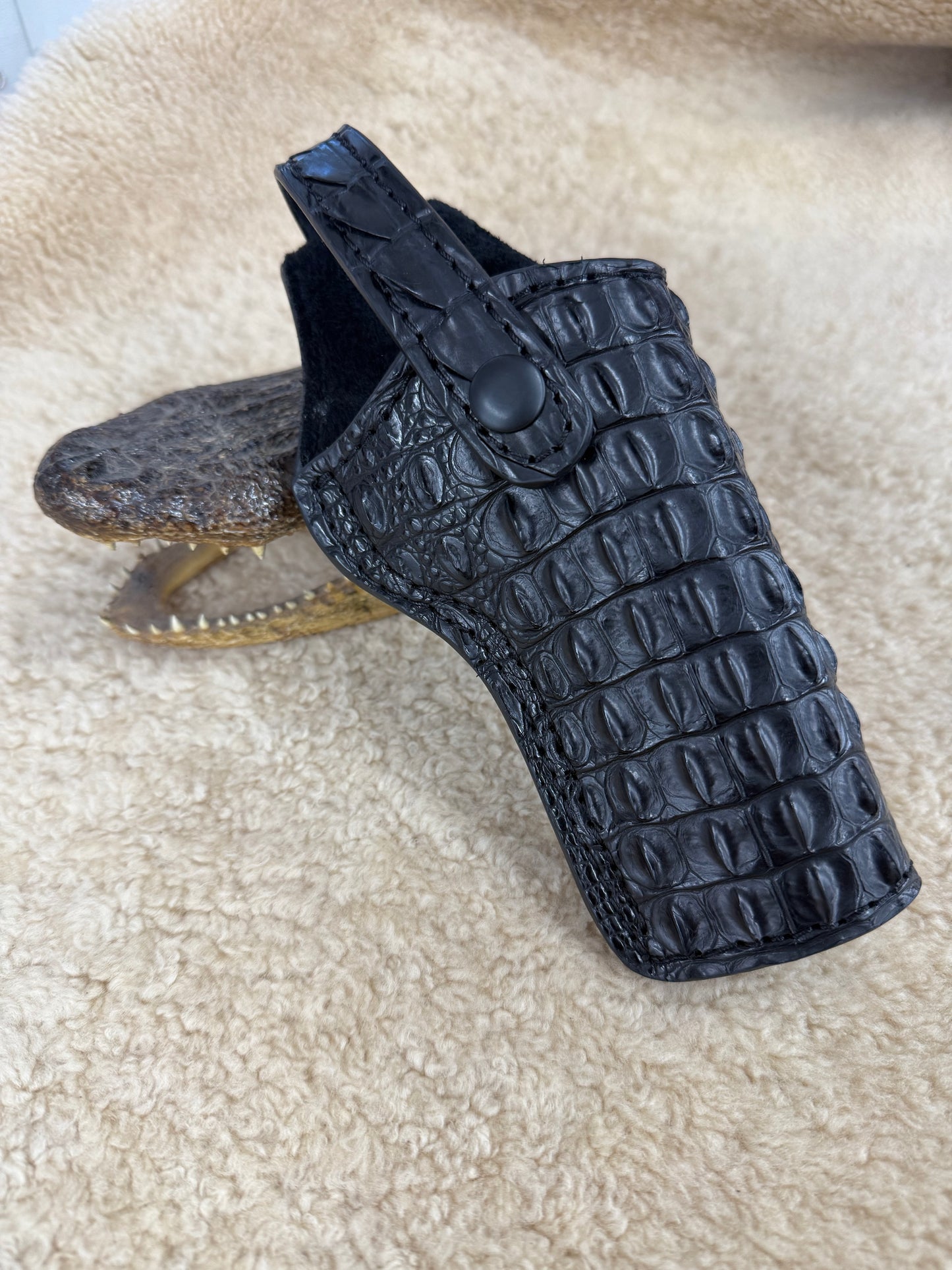 Black Alligator Hornback skin full holster 5”