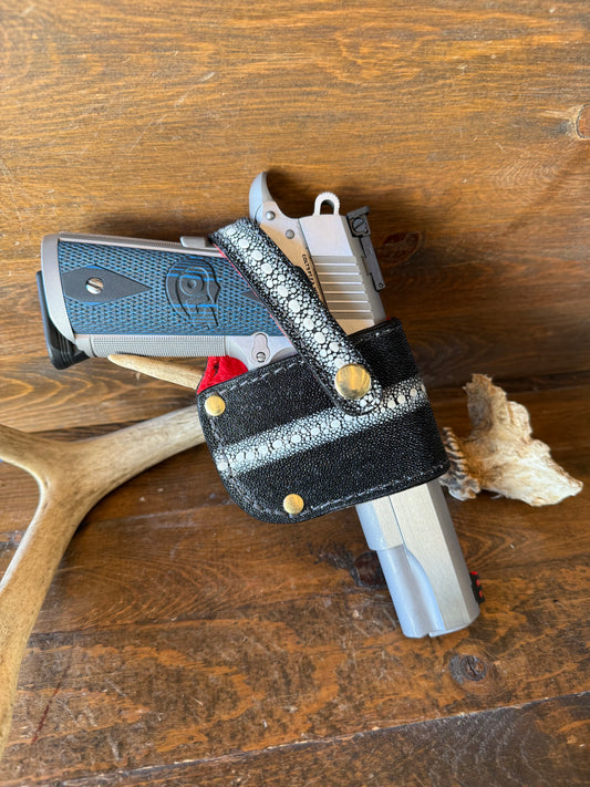 Black/red row stingray luxury compact holster (1911)