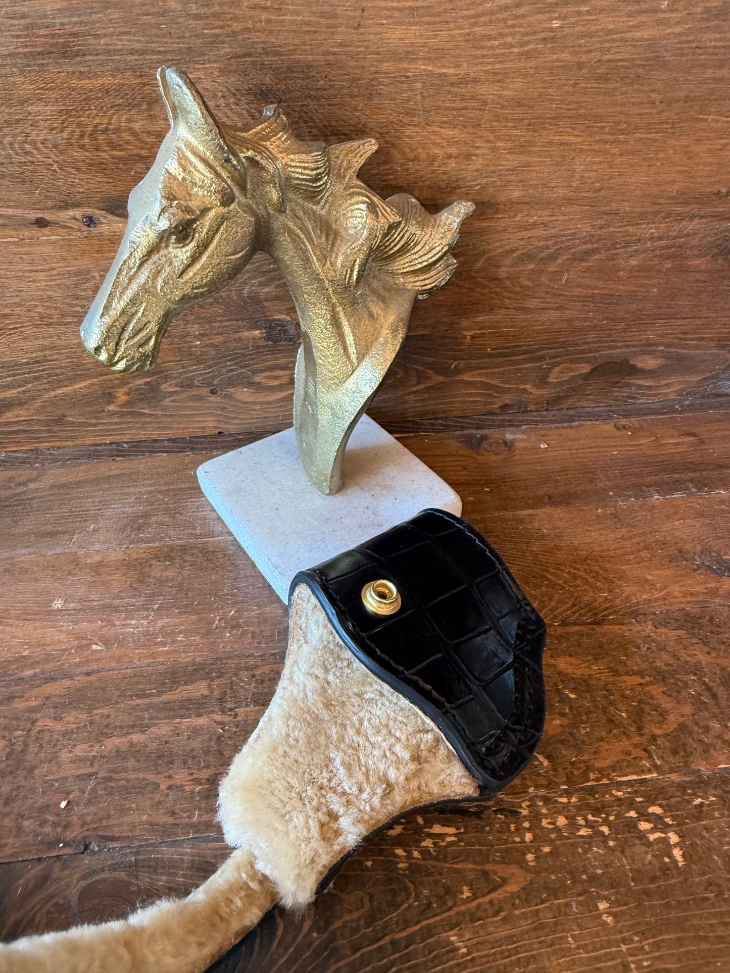 Black/Gold Alligator Deluxe compact holster. (1911)