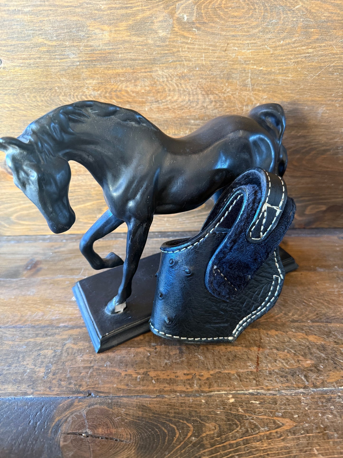 Black/gold ostrich skin compact holster (1911)