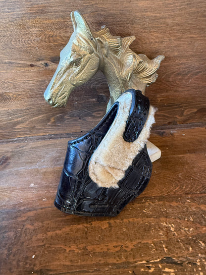 Black/Gold Alligator Deluxe compact holster. (1911)