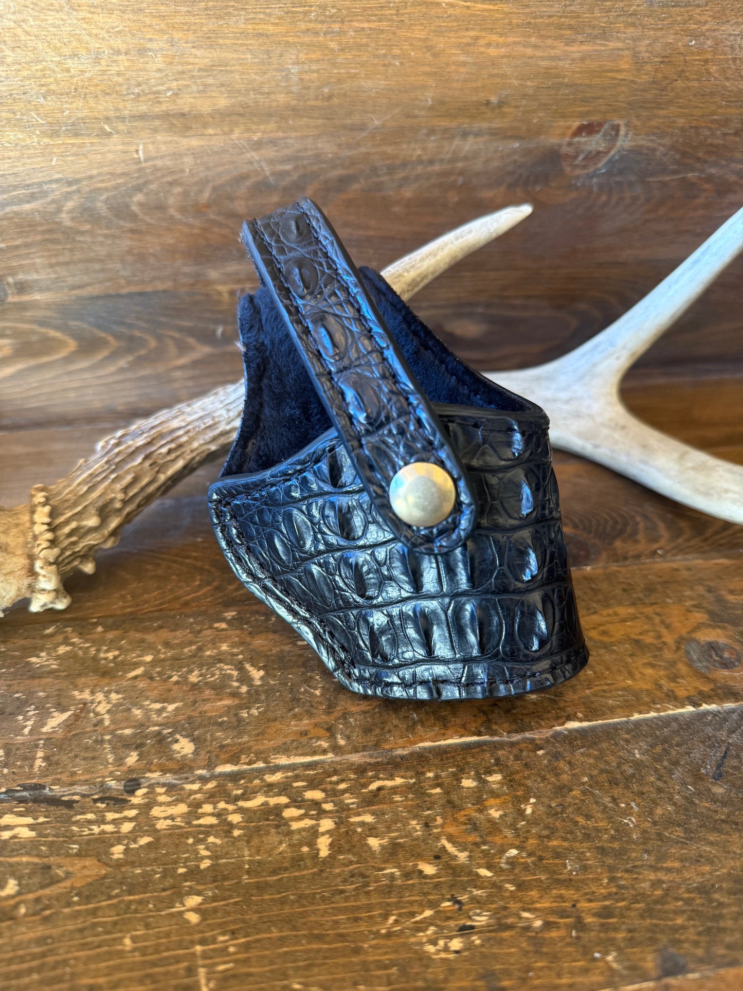 Black Alligator Hornback skin compact holster ( 1911 ) ( High-Power )