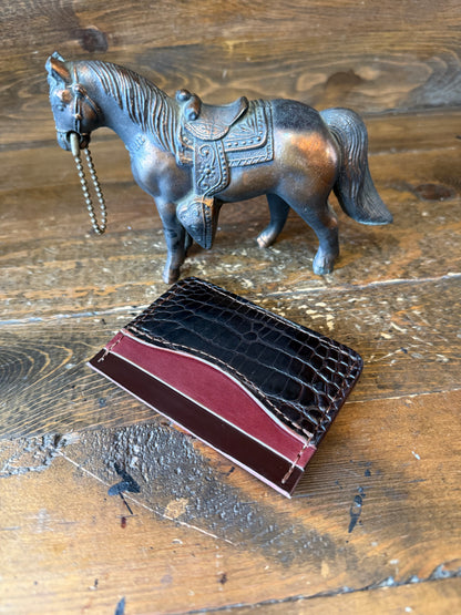 Brown alligator skin cardholder / Natural edges