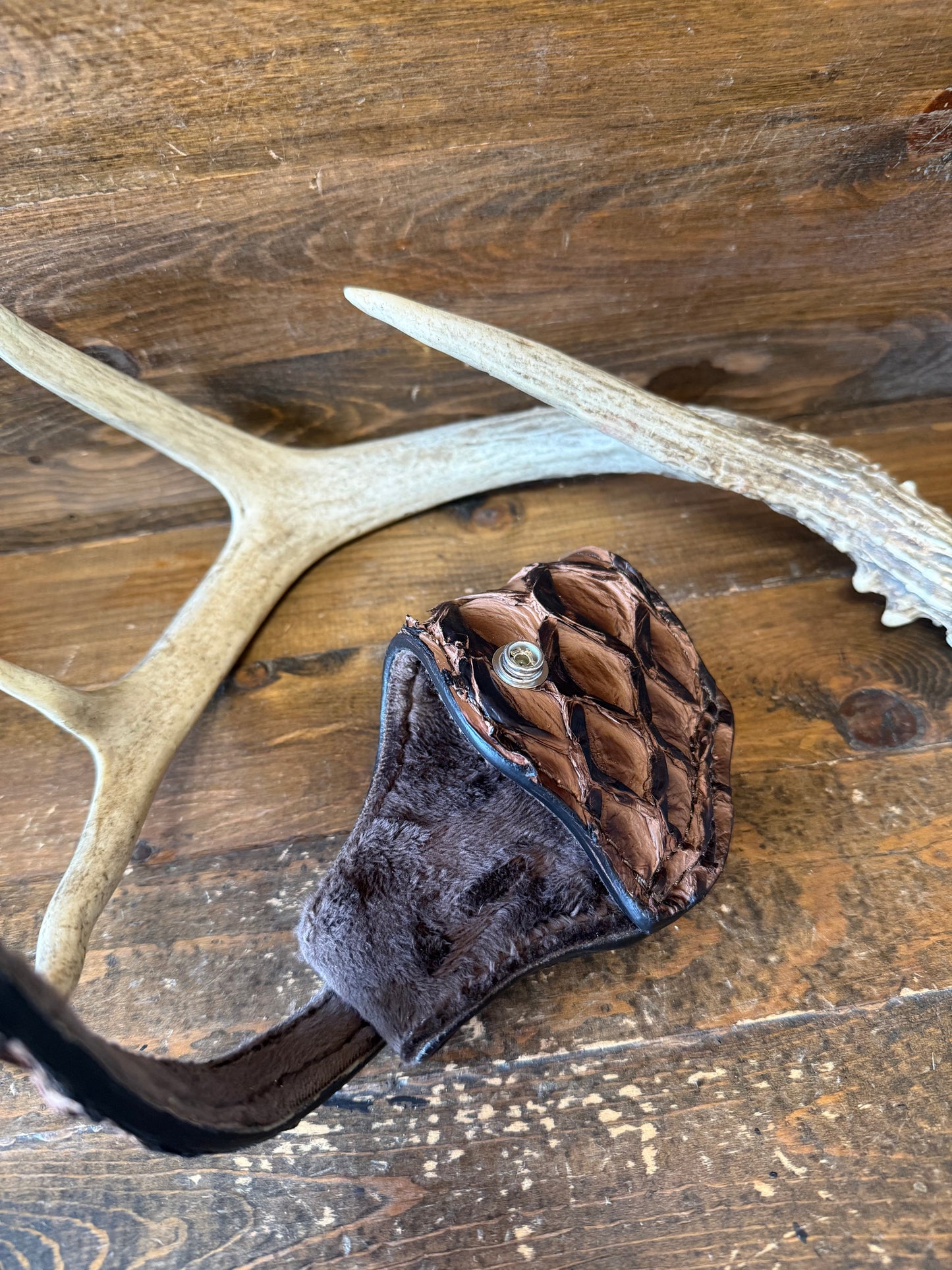 Rustic Brown Pirarucu fish compact holster ( 1911, High-Power )