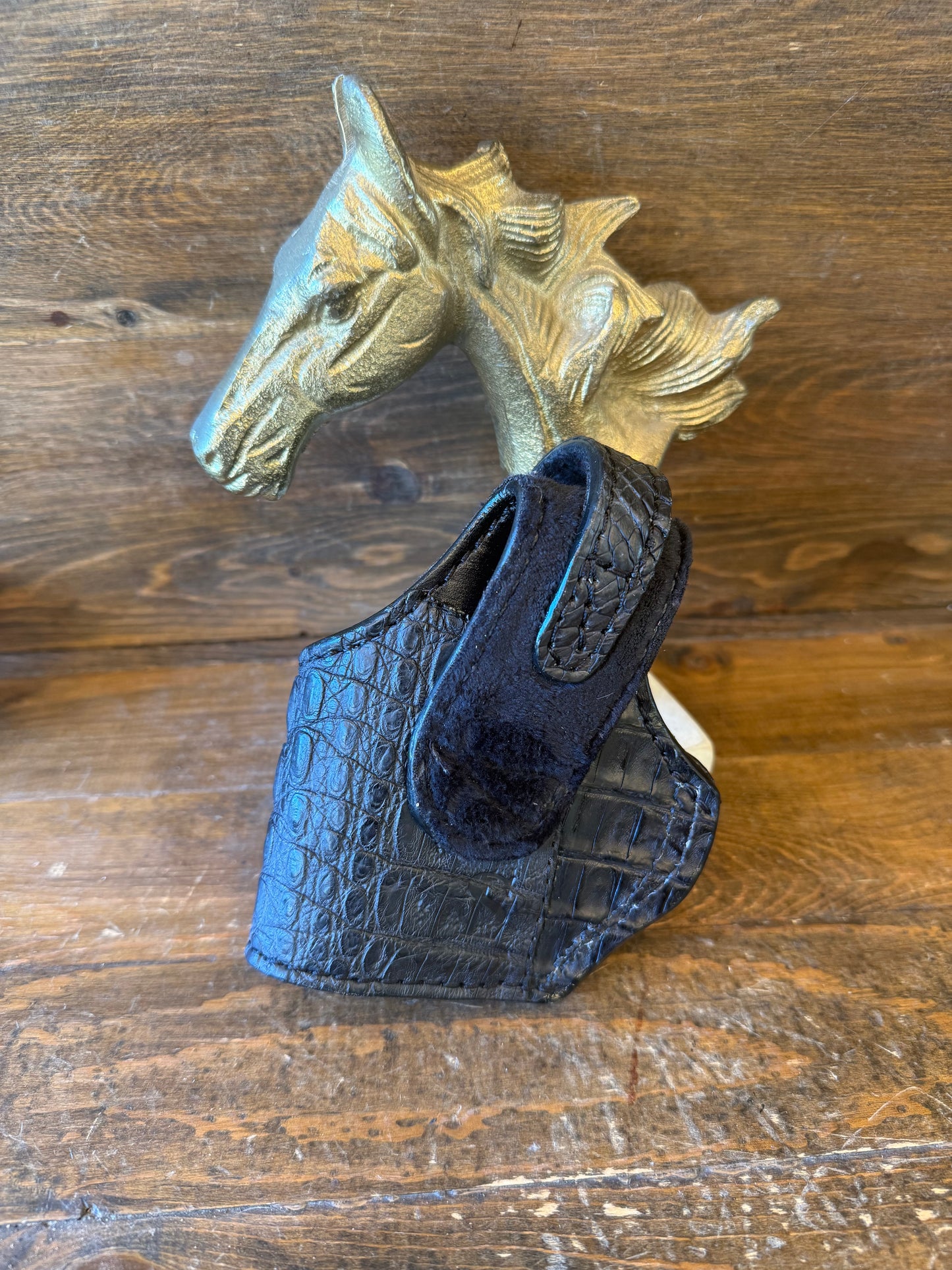 Matte black Hornback crocodile compact holster. (Beretta)