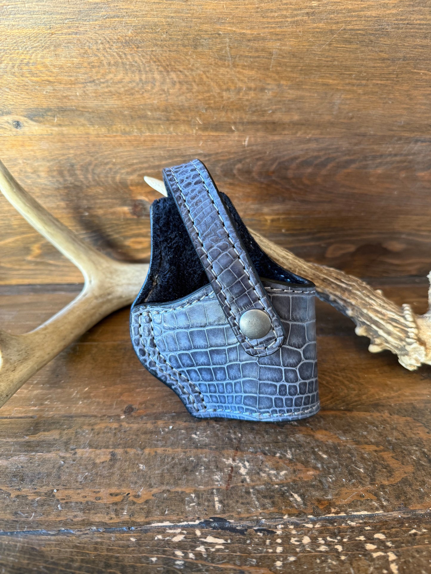 Dark gray alligator belly skin compact holster. ( 1911 )