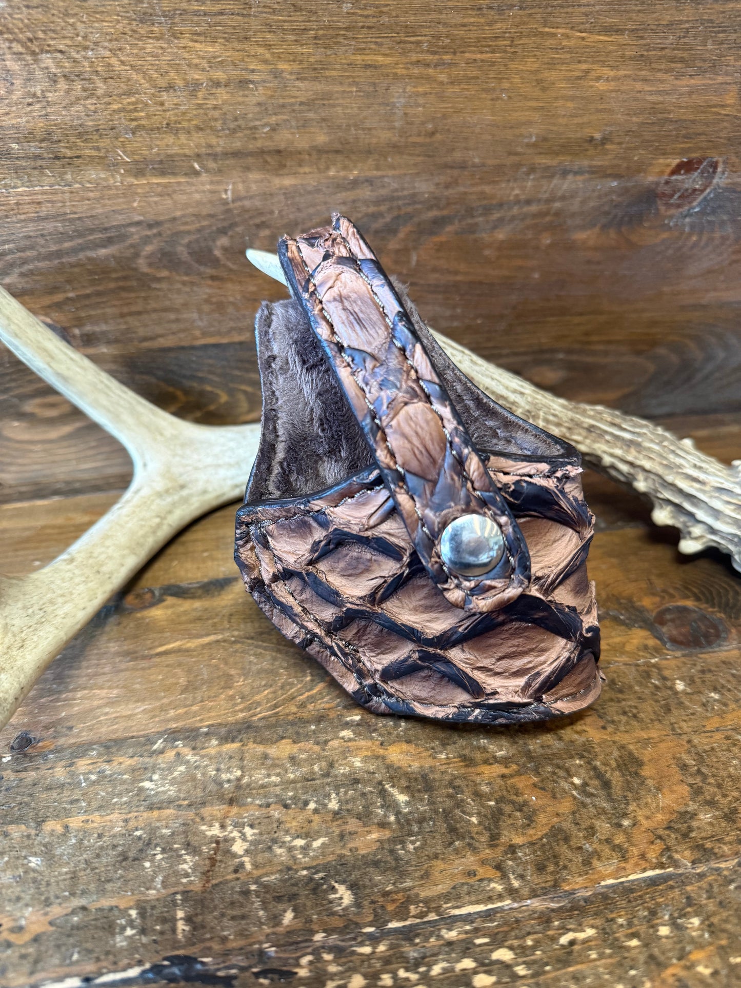 Rustic Brown Pirarucu fish compact holster ( 1911, High-Power )