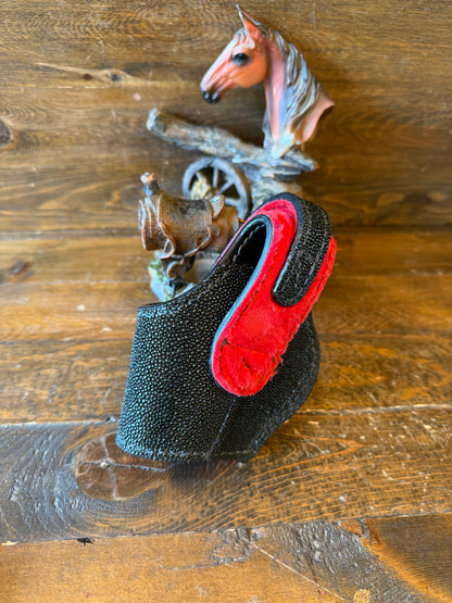 Black/Red stingray skin compact holster (1911)
