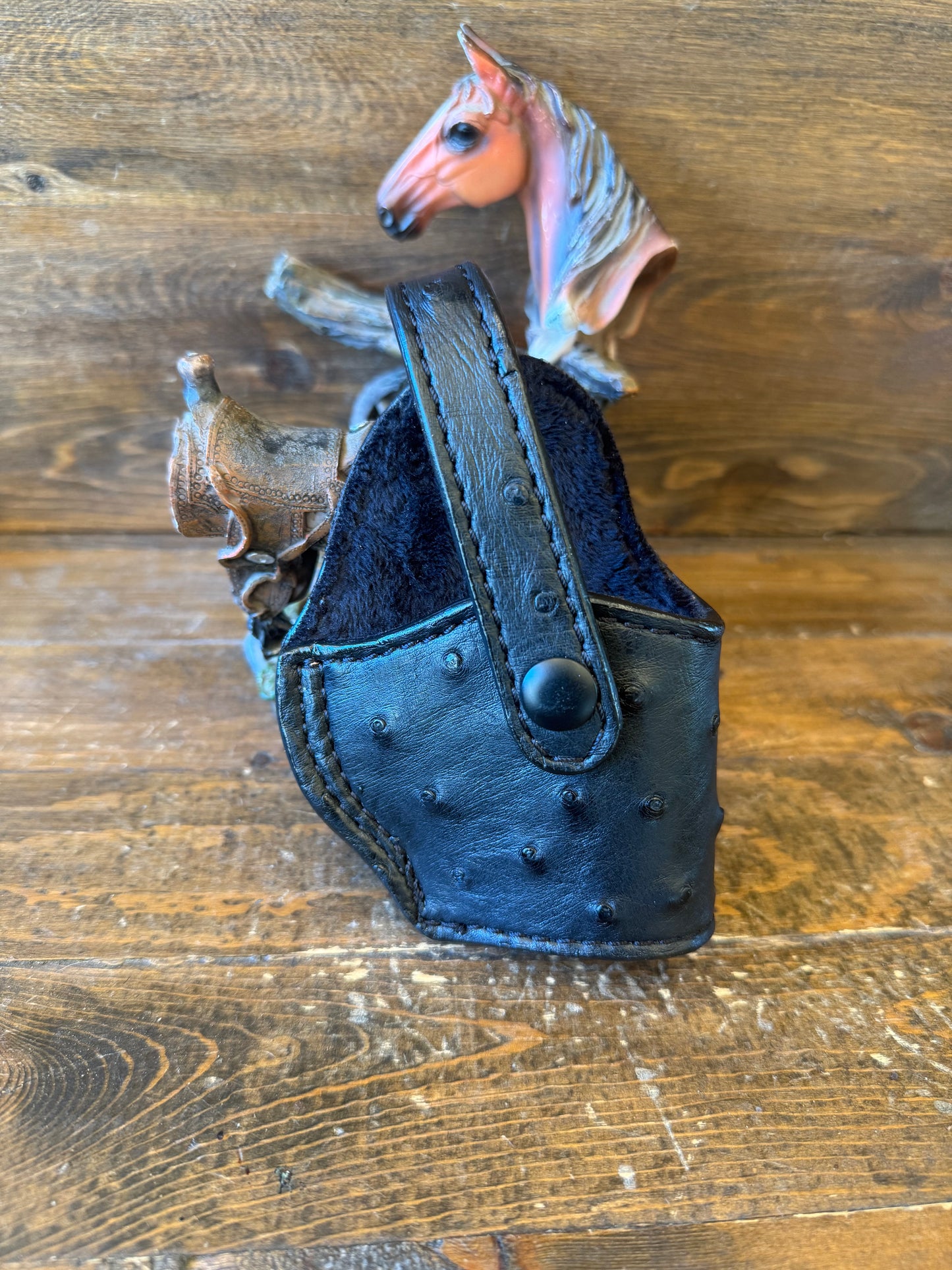 Black ostrich skin compact holster W/belt clip (1911)