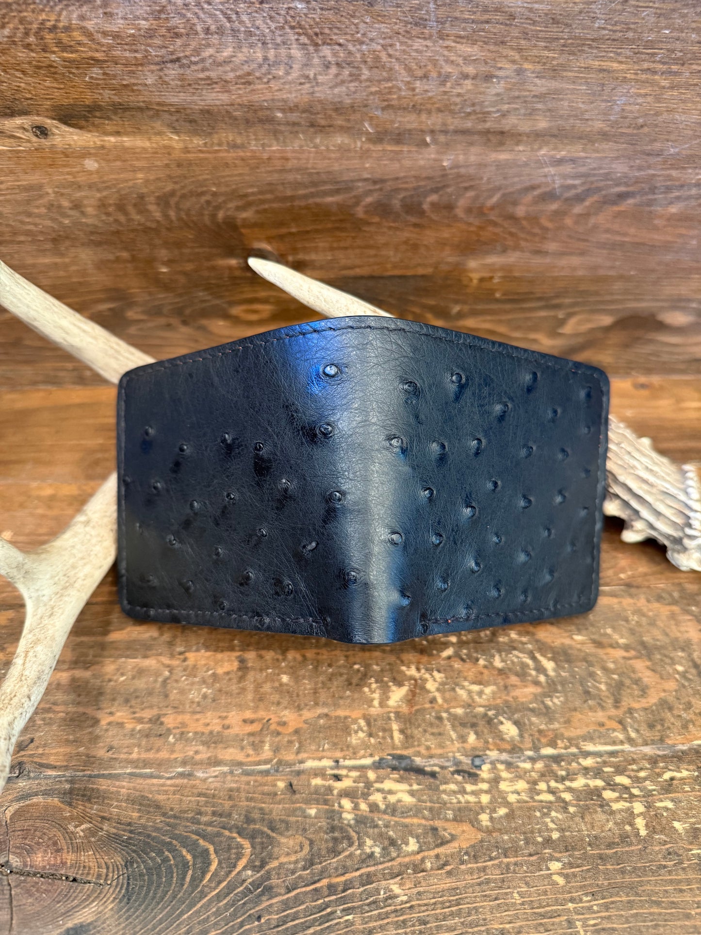 Black/res Ostrich skin wallet