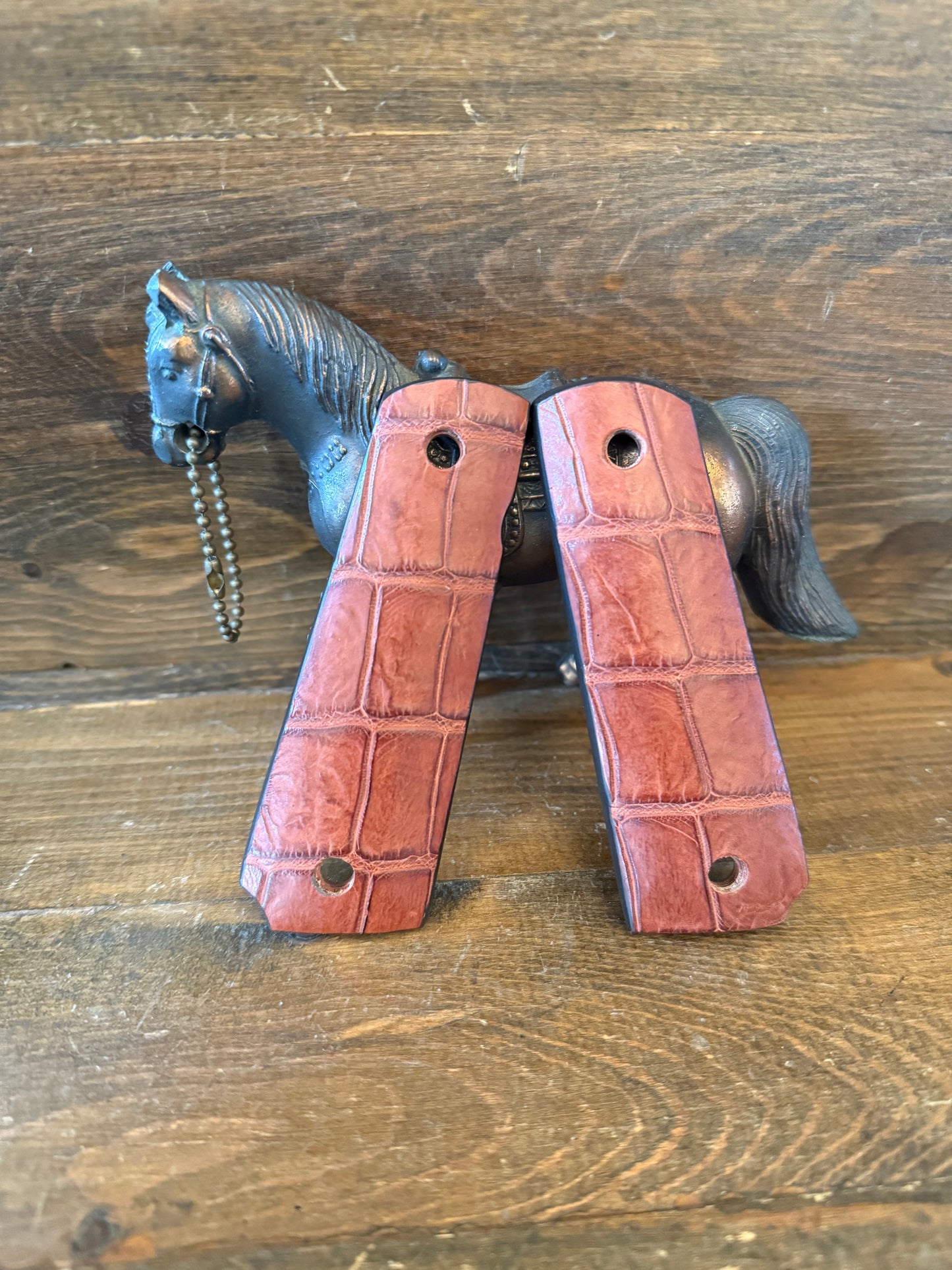 Conac Alligator Belly Skin Luxury Grips ( 1911 )