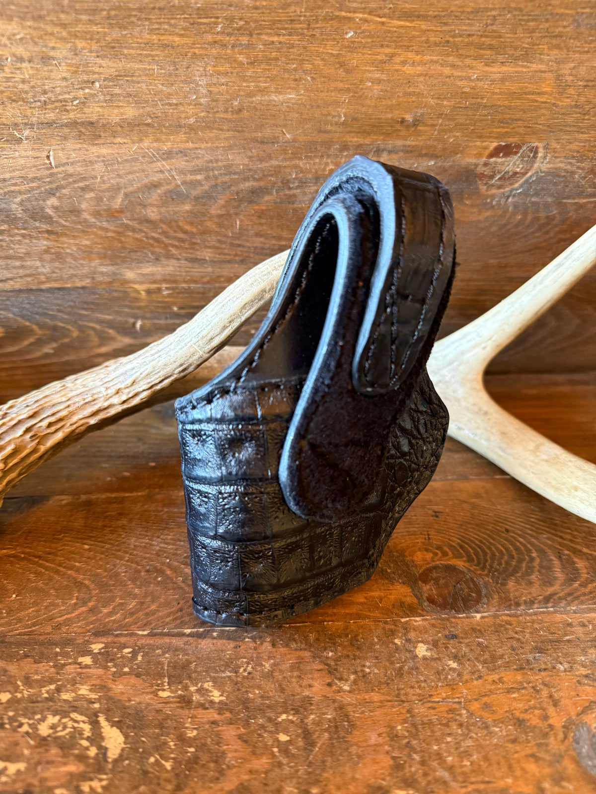 Black crocodile skin compact holster ( Black label 380, 1911-22 )