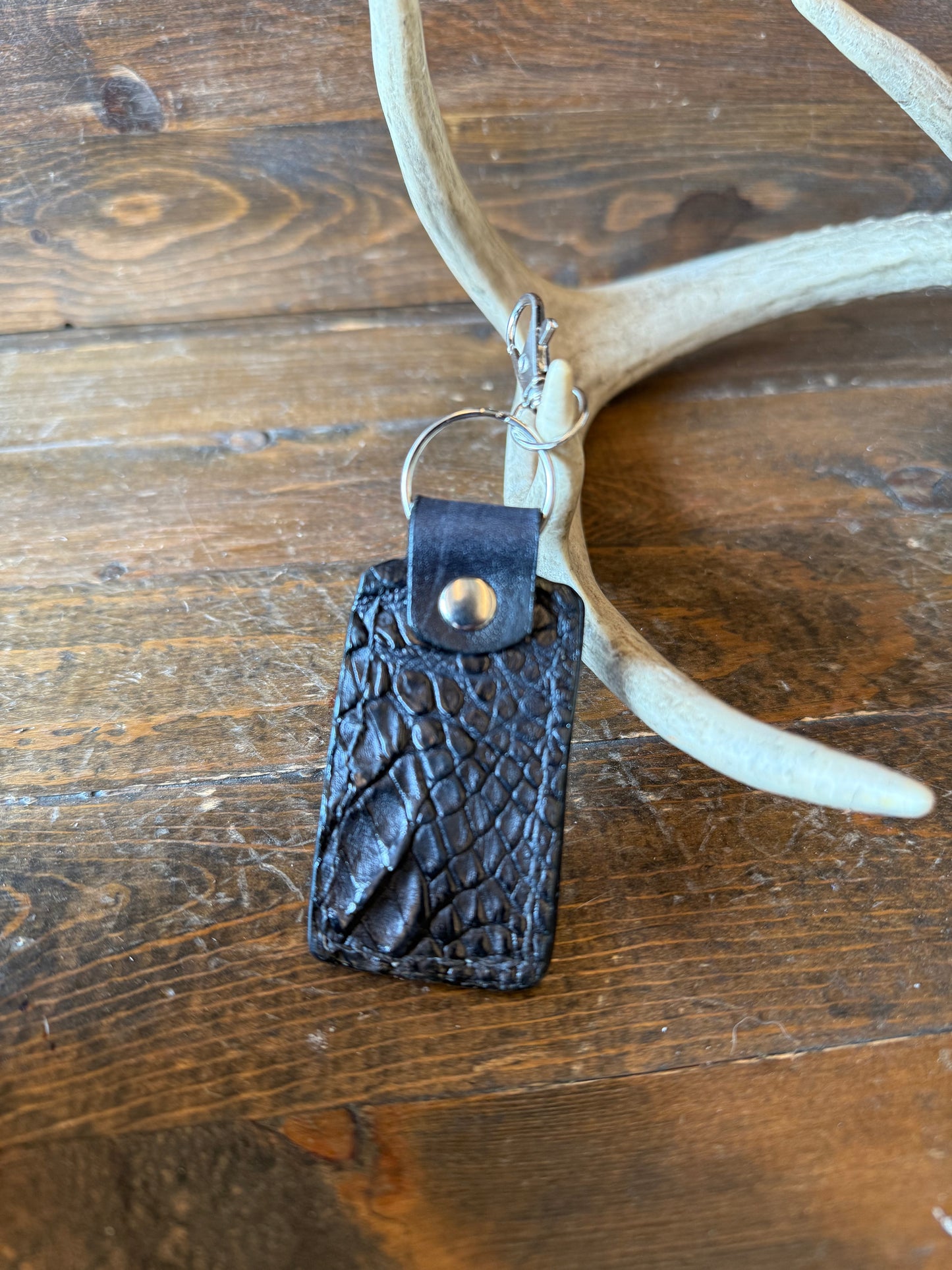 Black crocodile bullet keychain