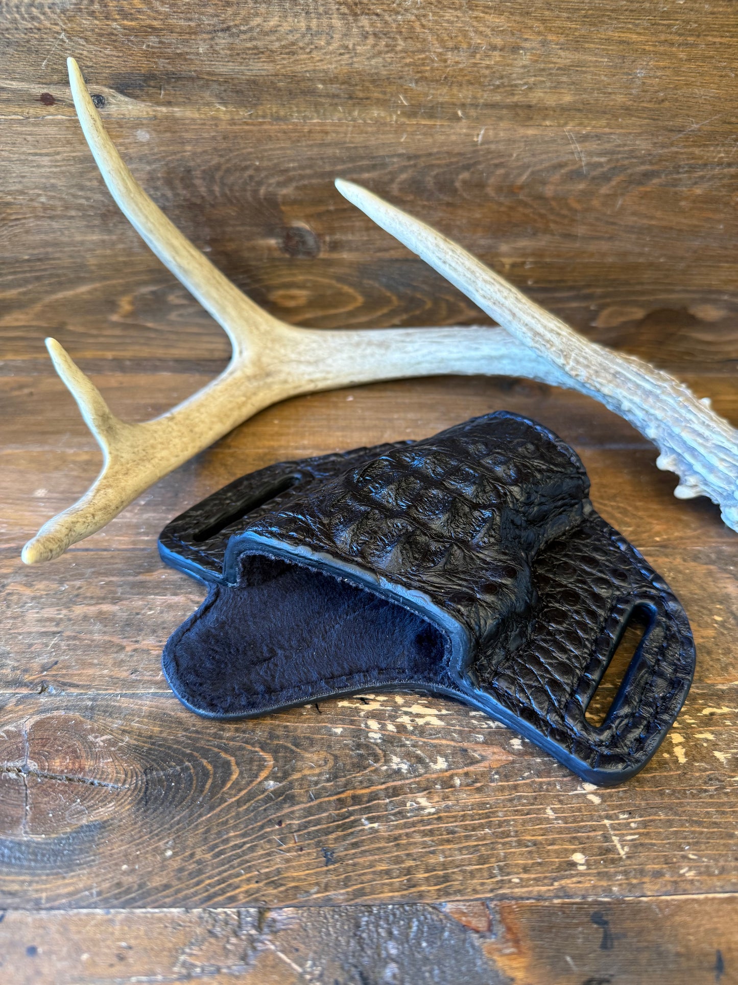 Crocodile/caiman Neck luxury holster (1911)