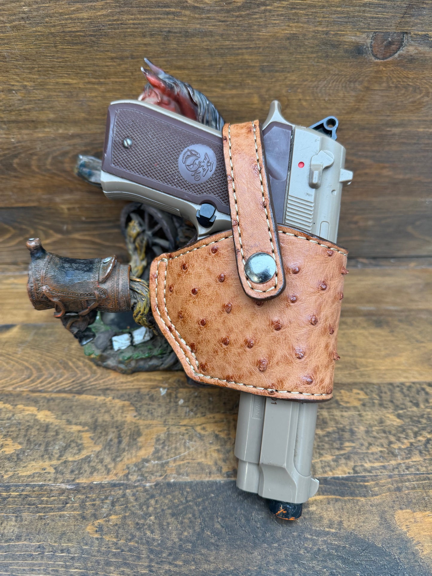 Rustic honey ostrich skin compact holster ( Beretta)