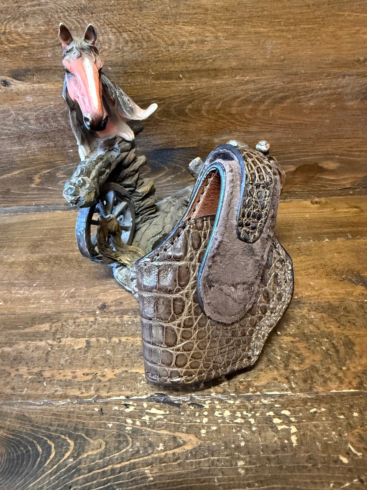 Brown/gold Crocodile belly compact holster (1911)