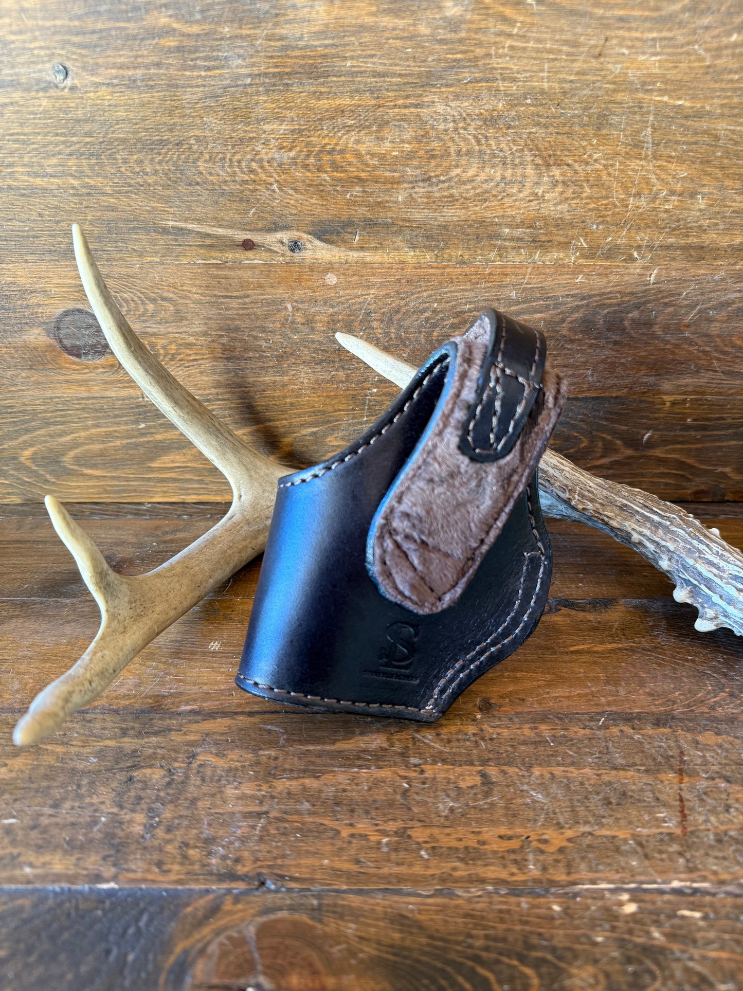 Black/brown veg tan compact holster (1911)