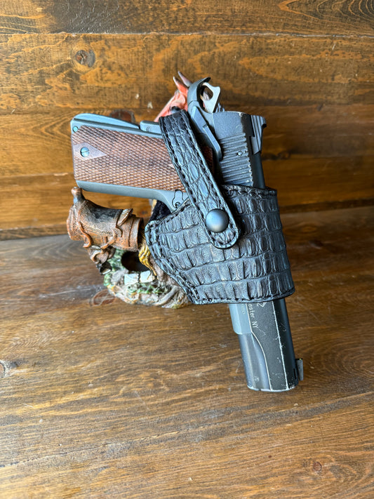 Black crocodile compact holster (1911)