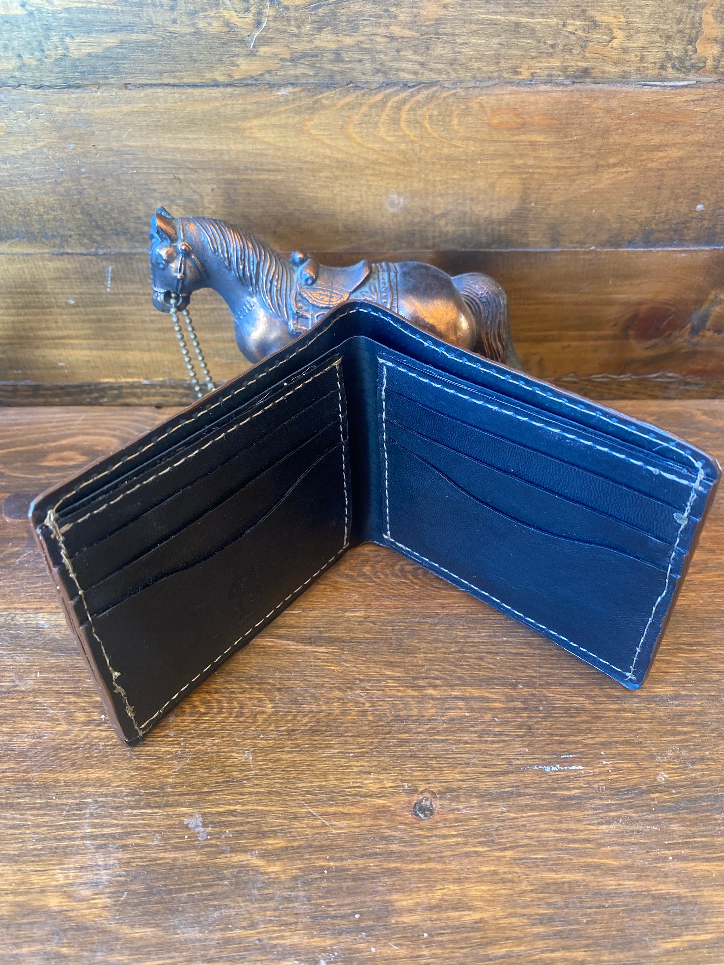 Brown stingray skin wallet