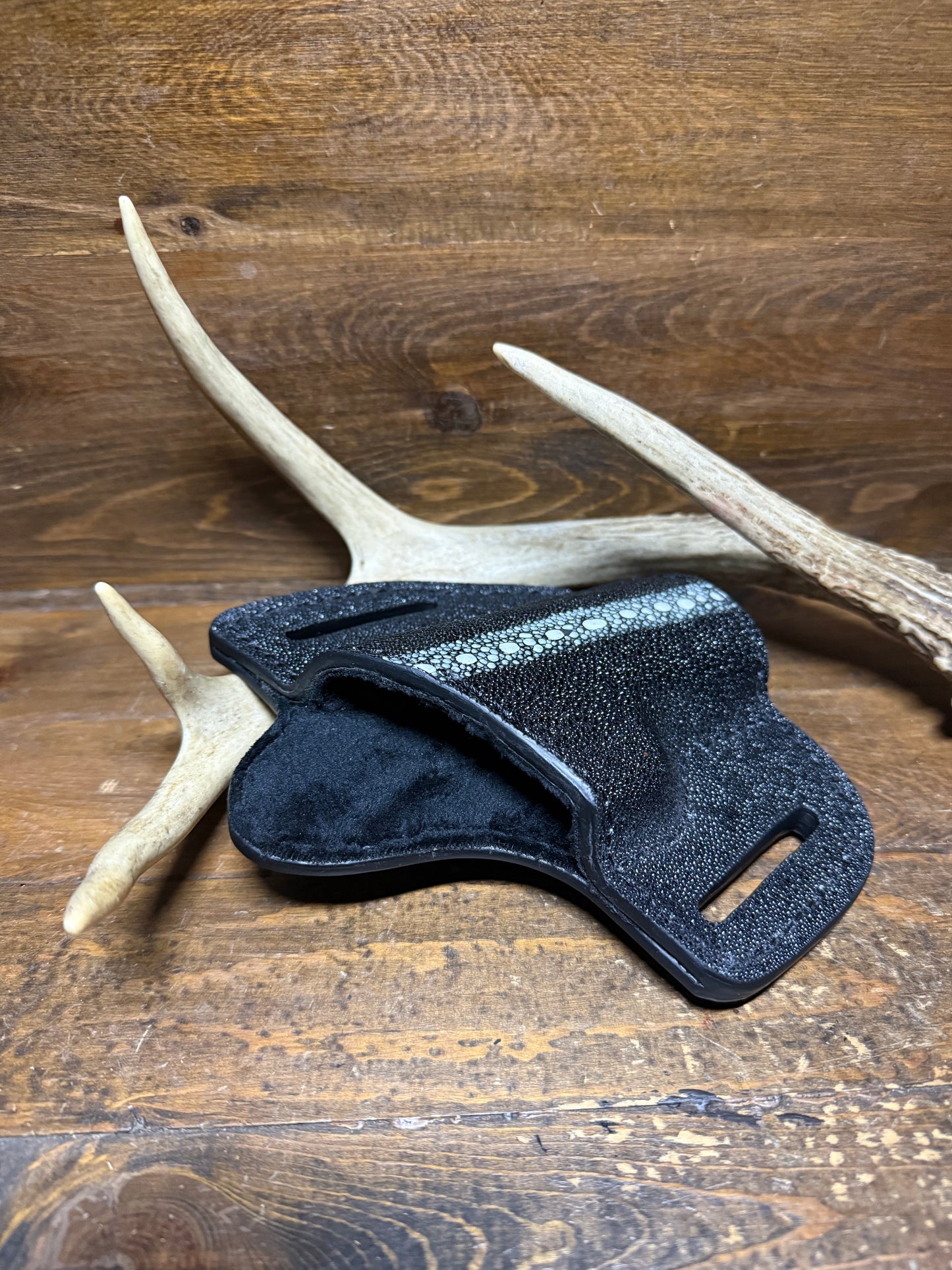 Black Row Stingray luxury holster ( 1911 )