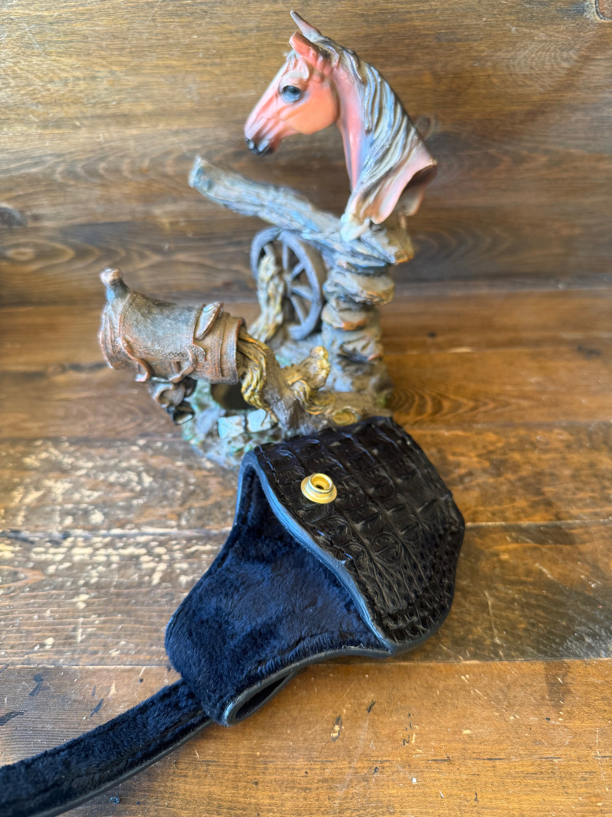 Black Alligator Hornback skin compact holster ( 1911 ) ( High-Power )