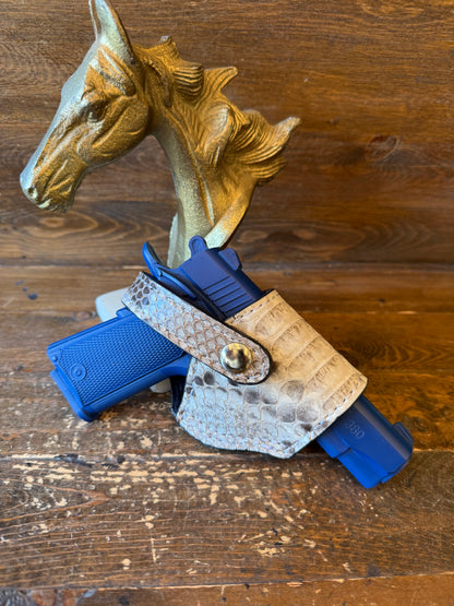 Natural snake skin compact holster ( Black label 380, 1911-22 )