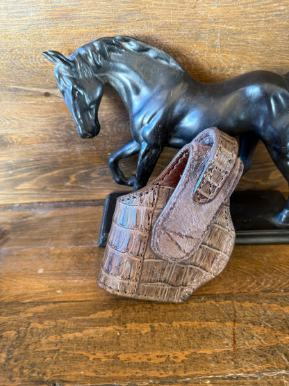 Brown/gold Crocodile belly compact holster (1911)