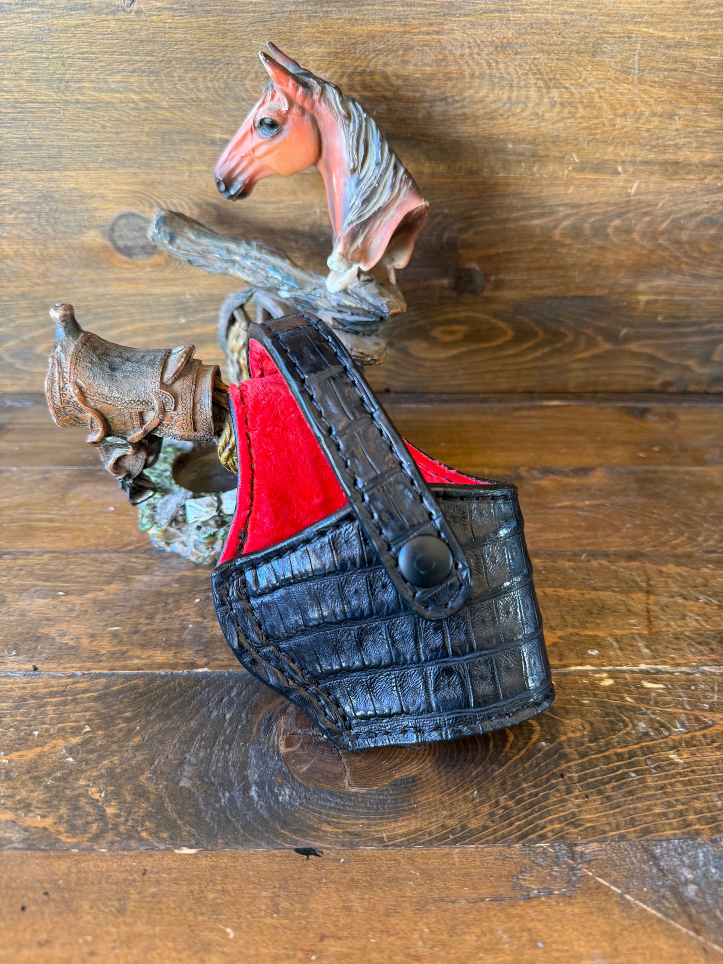 Black/Red crocodile skin compact holsters (1911)