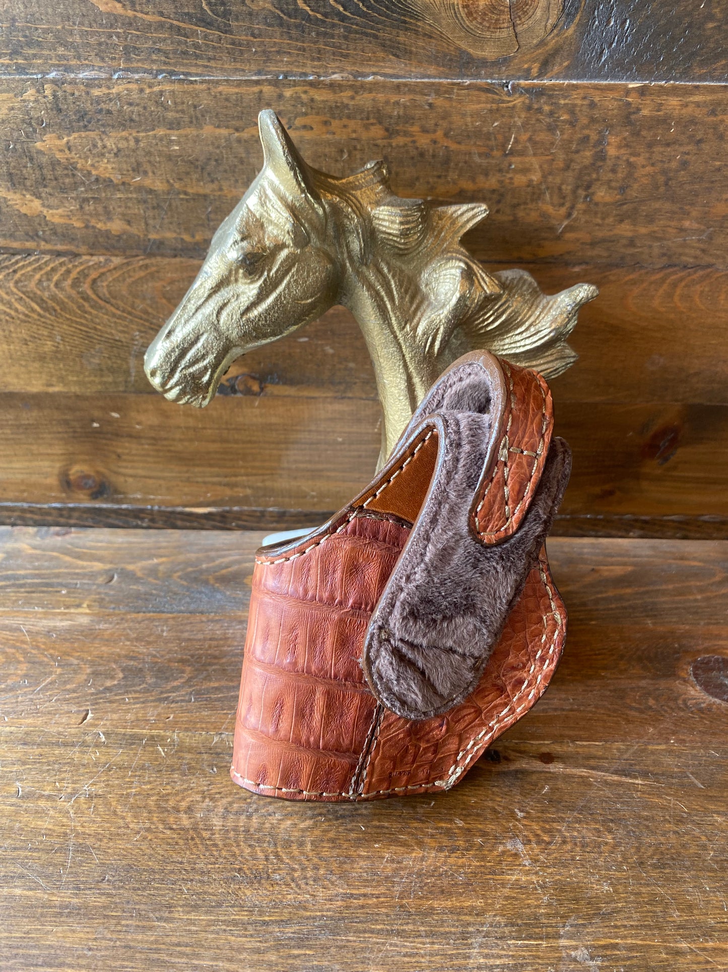 Conac crocodile tail compact holster ( 1911 )