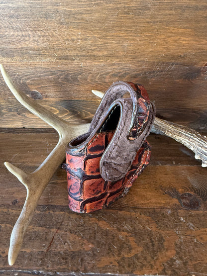 Conac/Gold Pirarucu skin compact holster (1911)