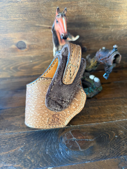 Brown shark skin compact holster (1911)