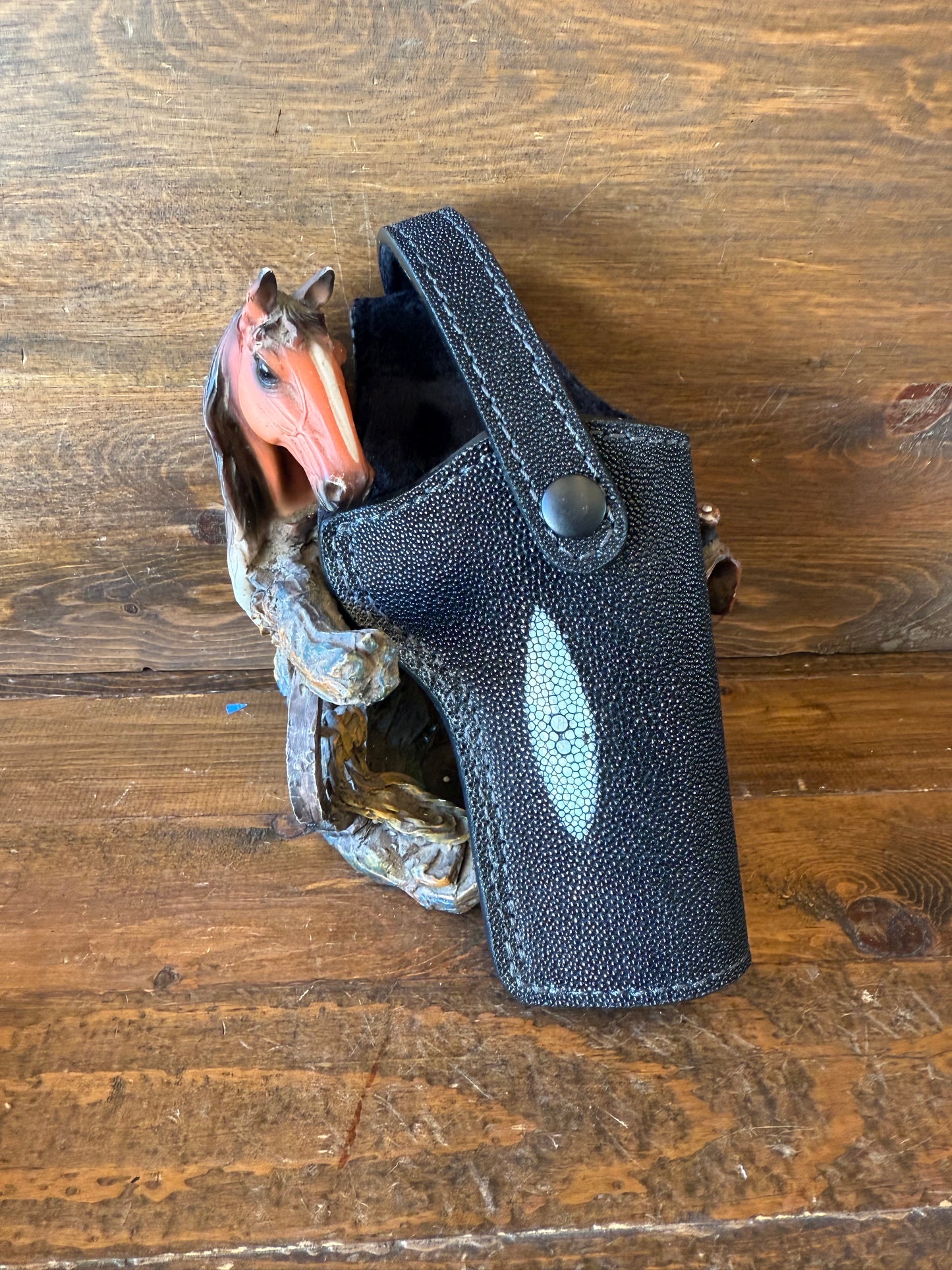 Black stingray  skin full holster 5” (1911)