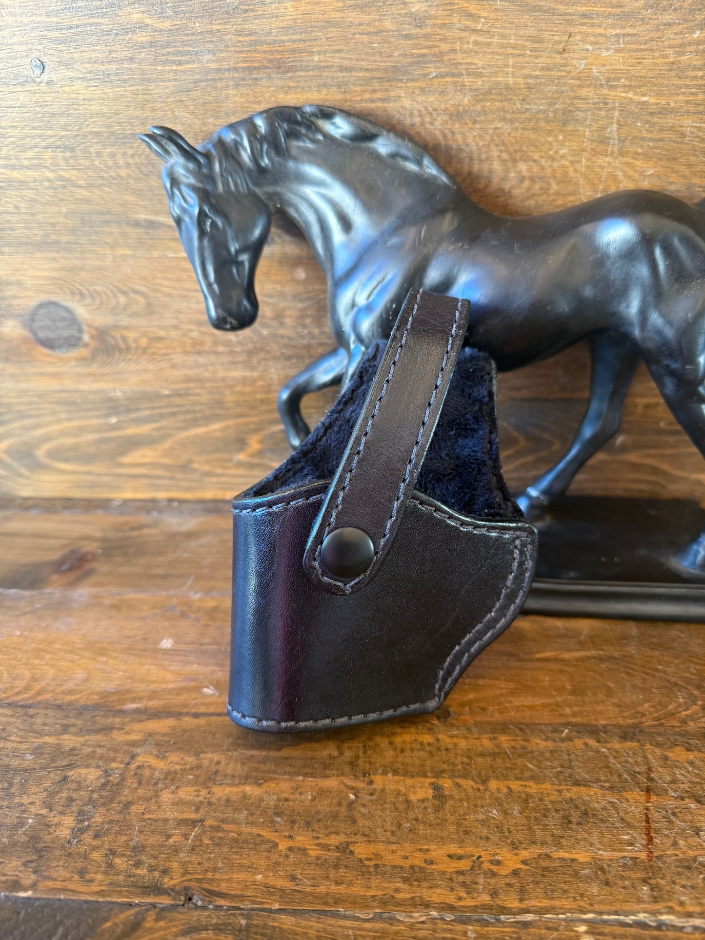 Black veg tan compact holster - LEFT ( 1911 ).
