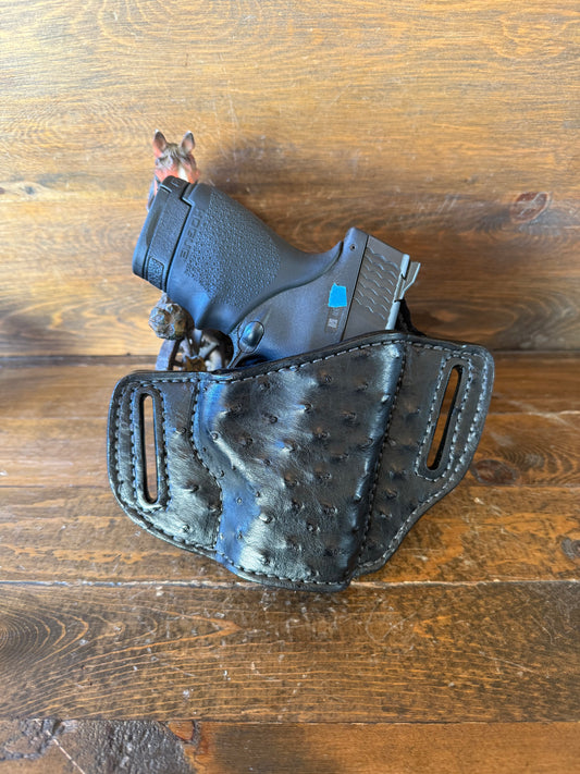 Black ostrich skin holster ( M&P Shields )