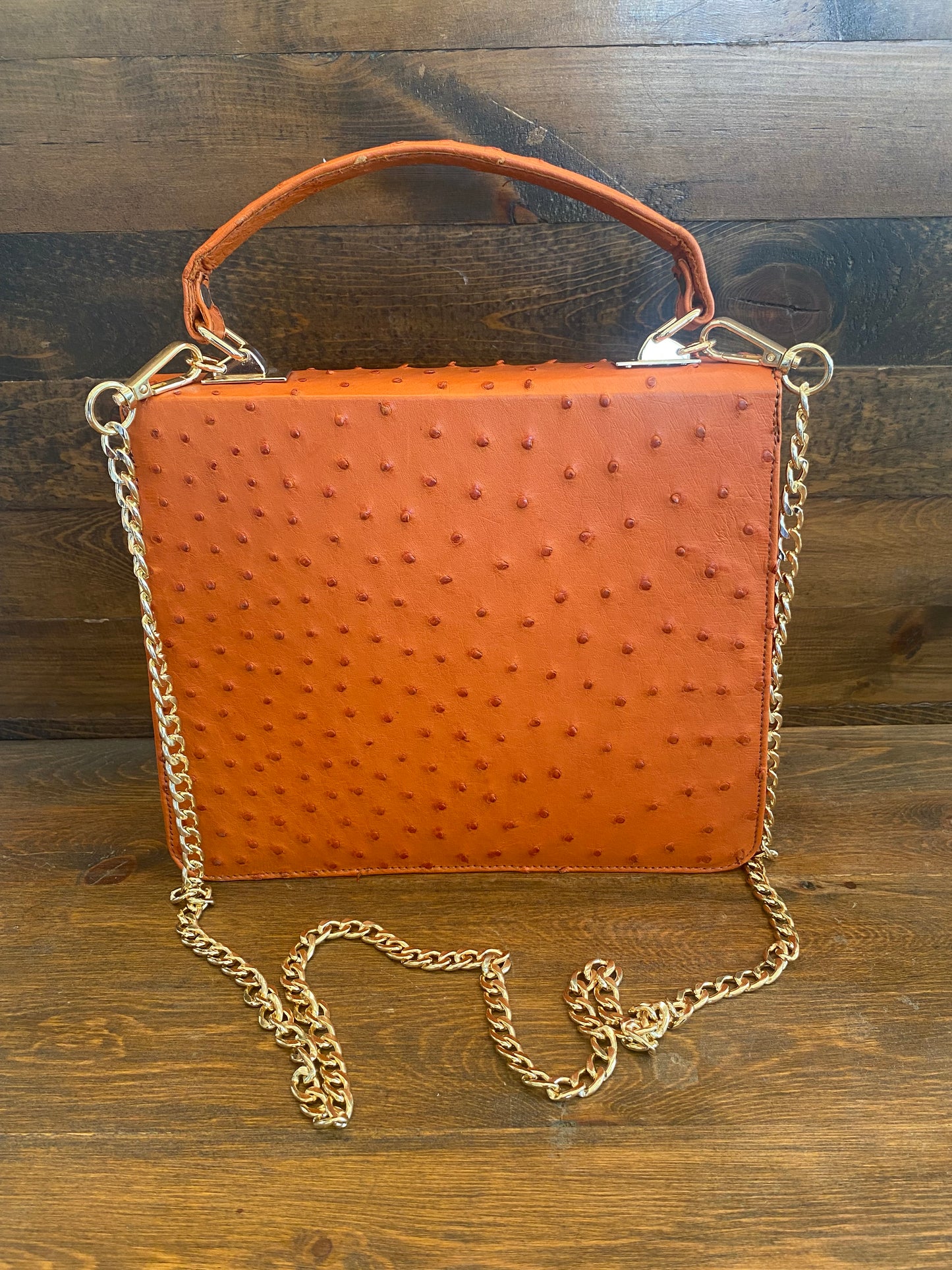 Coñac ostrich luxury handbag w/chain strap