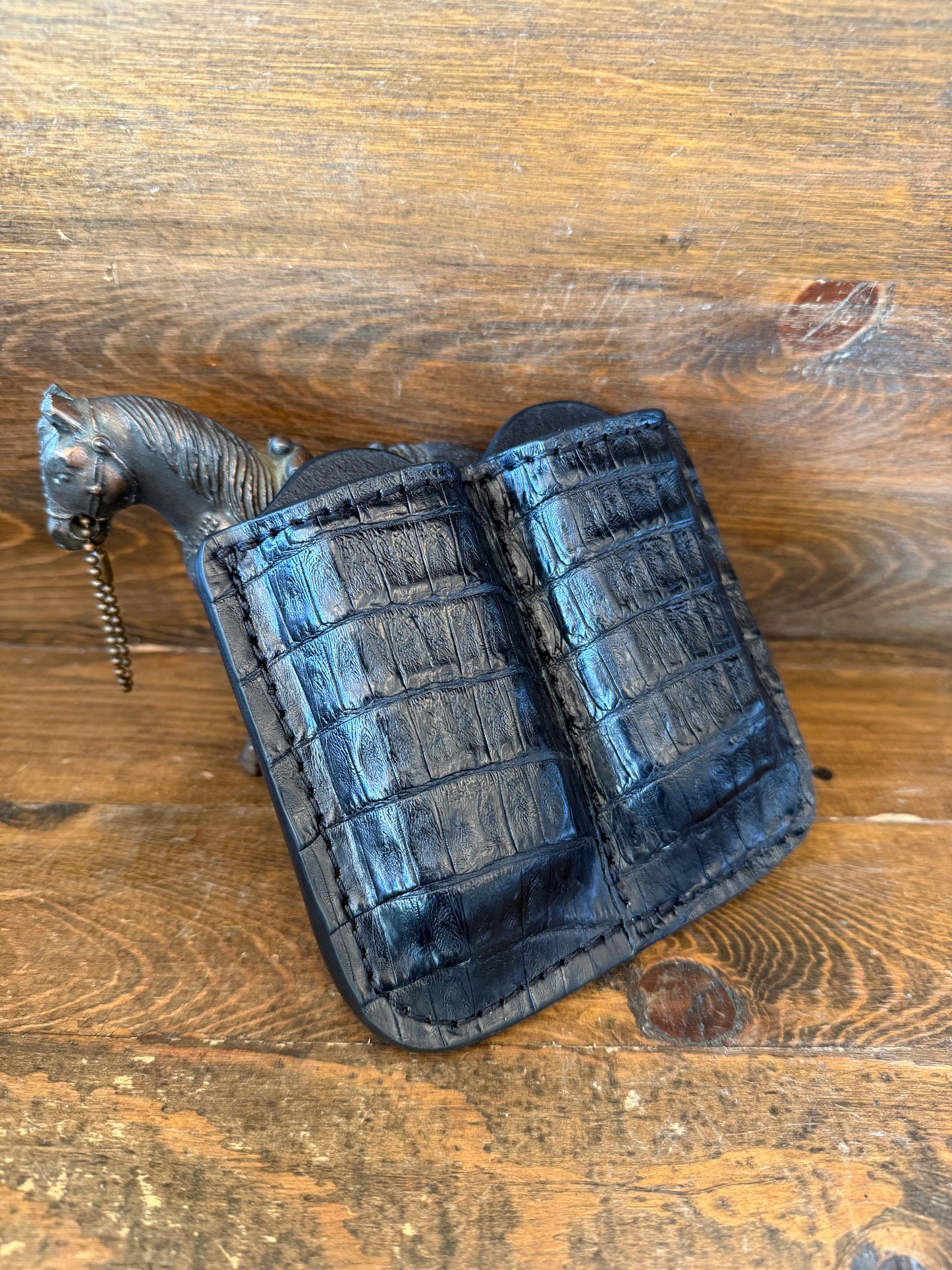 Black crocodile 2 magazine compact holster (1911)