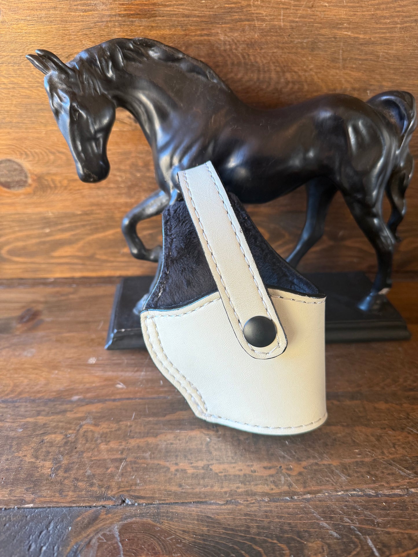 White/black  compact holster (1911)