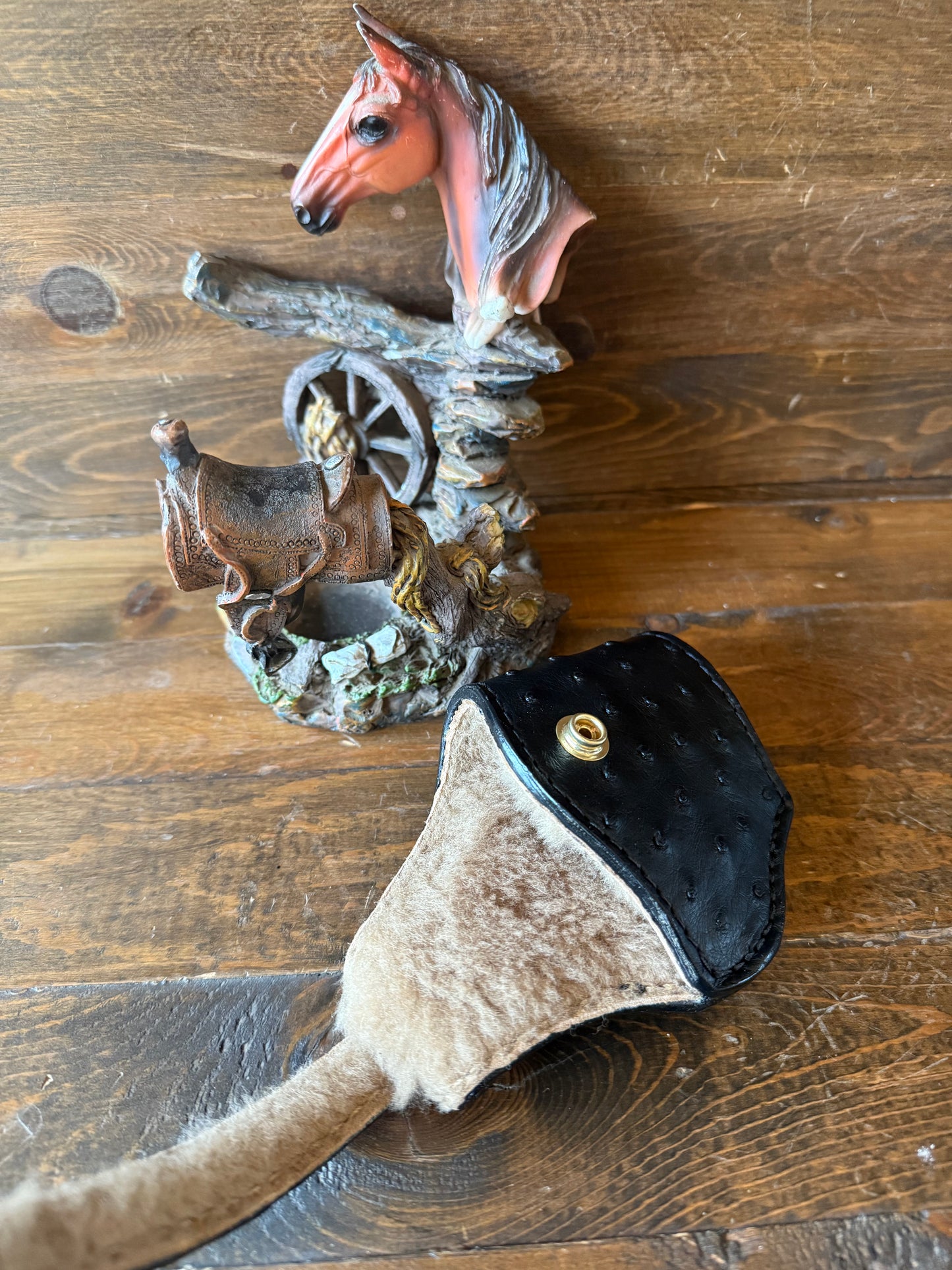 Deluxe black/gold ostrich compact holsters (1911). Sheep shearling int.