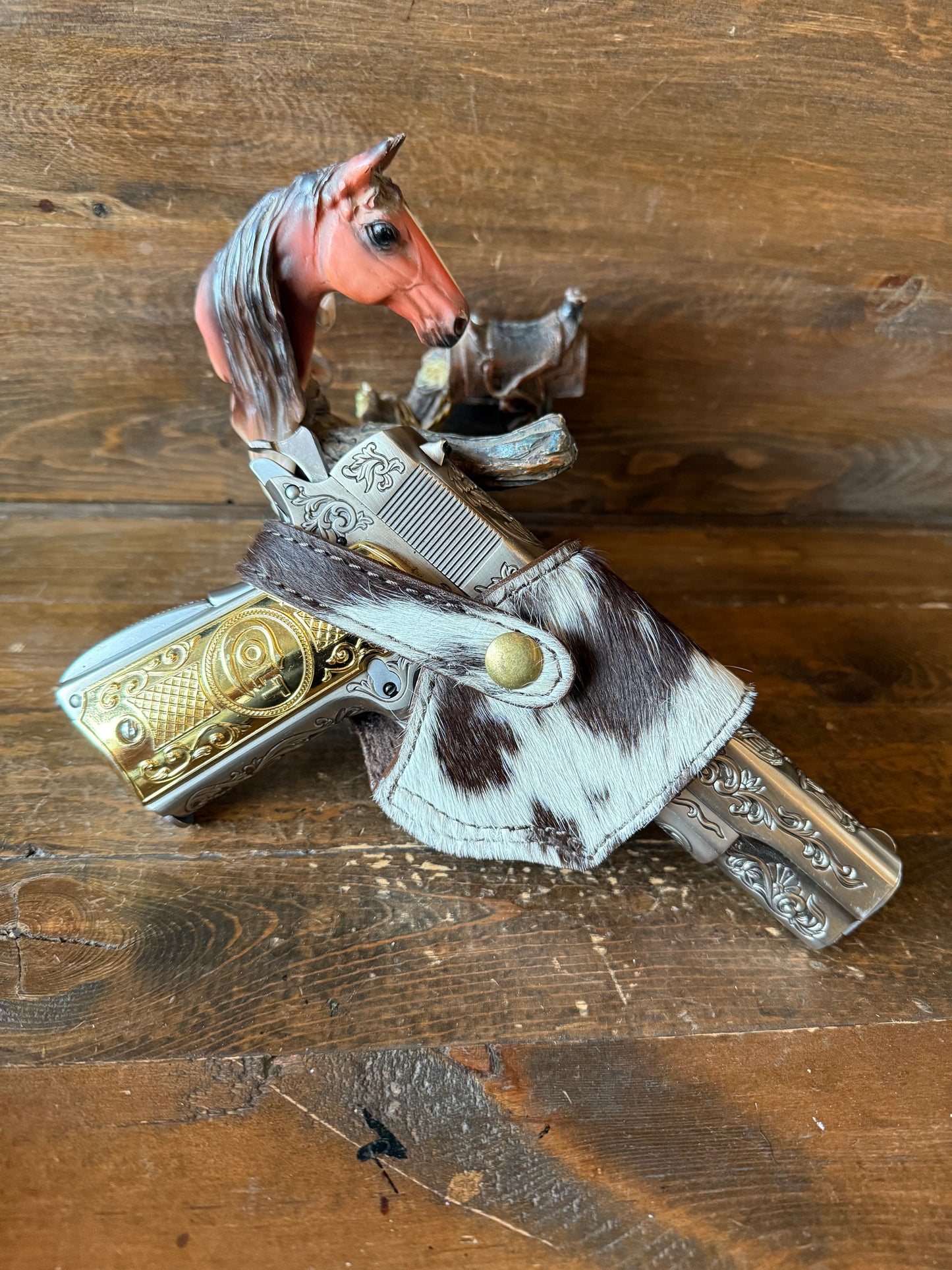 Brown/white cowhide compact holster (1911)