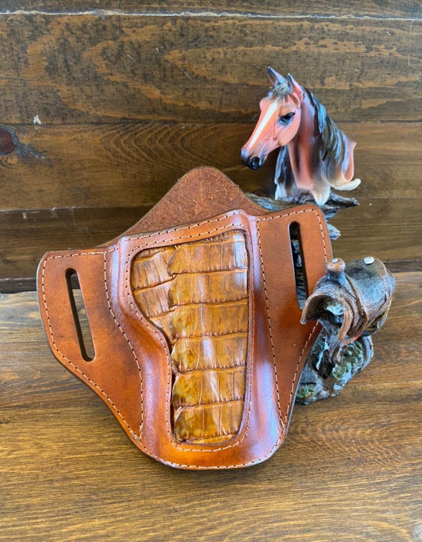 Crocodile tail holster for 1911